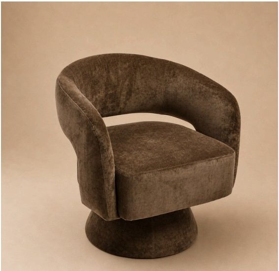 CULLA armchair by Nuri's Glam