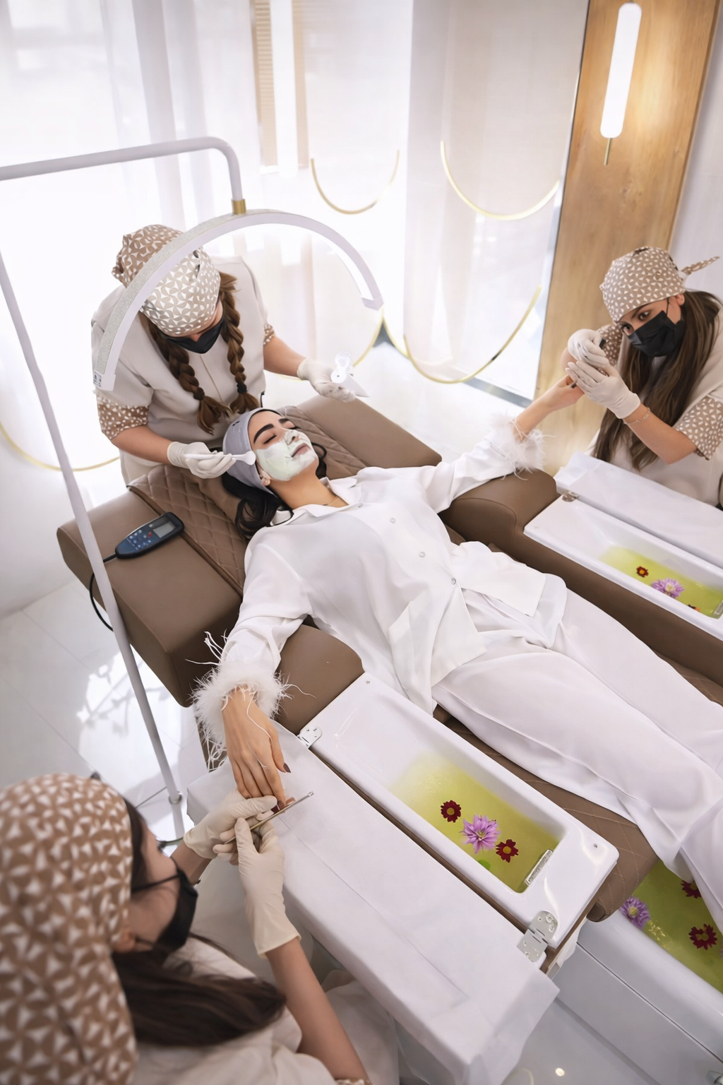 MILANO  Relax Pro– With Massage & Pedicure Wash By Nuri's Glam