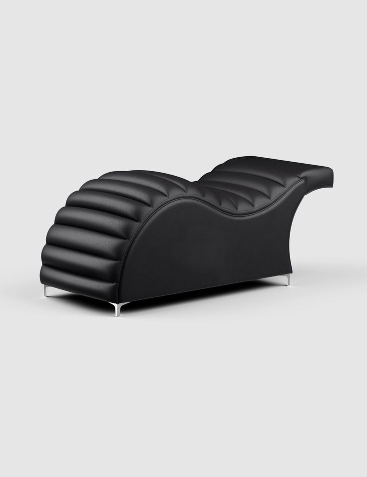 Close-up of high-resilience foam and soft-touch vegan leather on ROMA beauty bed