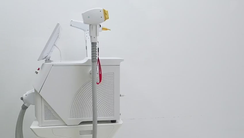 Demo of Nuri’s Glam dual-laser system for hair removal and vascular treatments with live controls